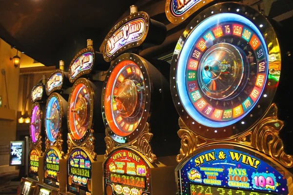 Crash game multiplier display on padukabet